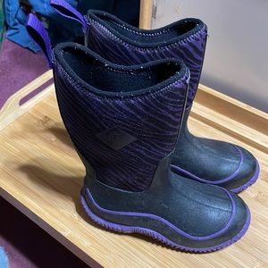 The Original Muck Boot Company Kids Waterproof Boots. Size 1